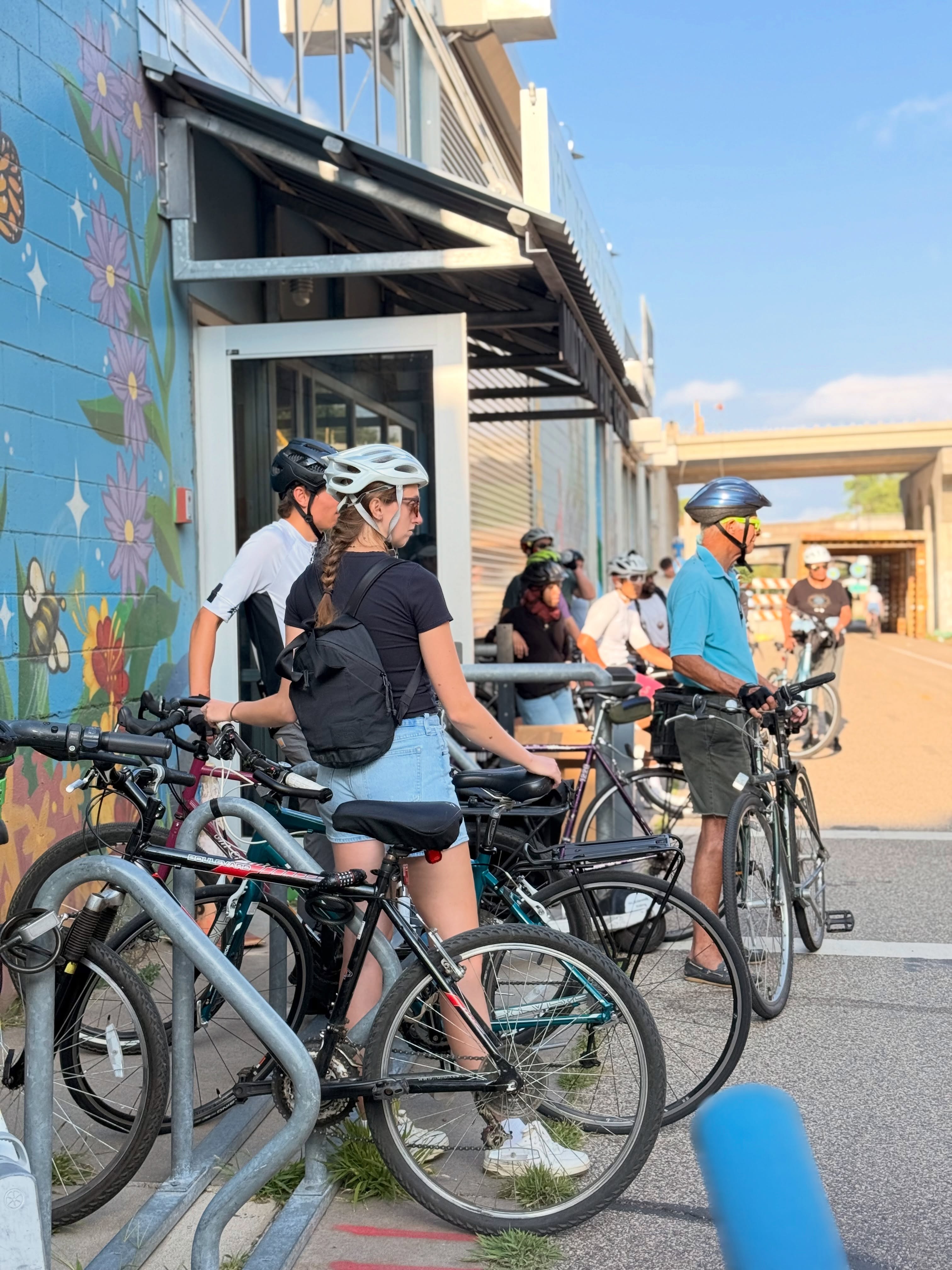 Image from @venturebikempls
