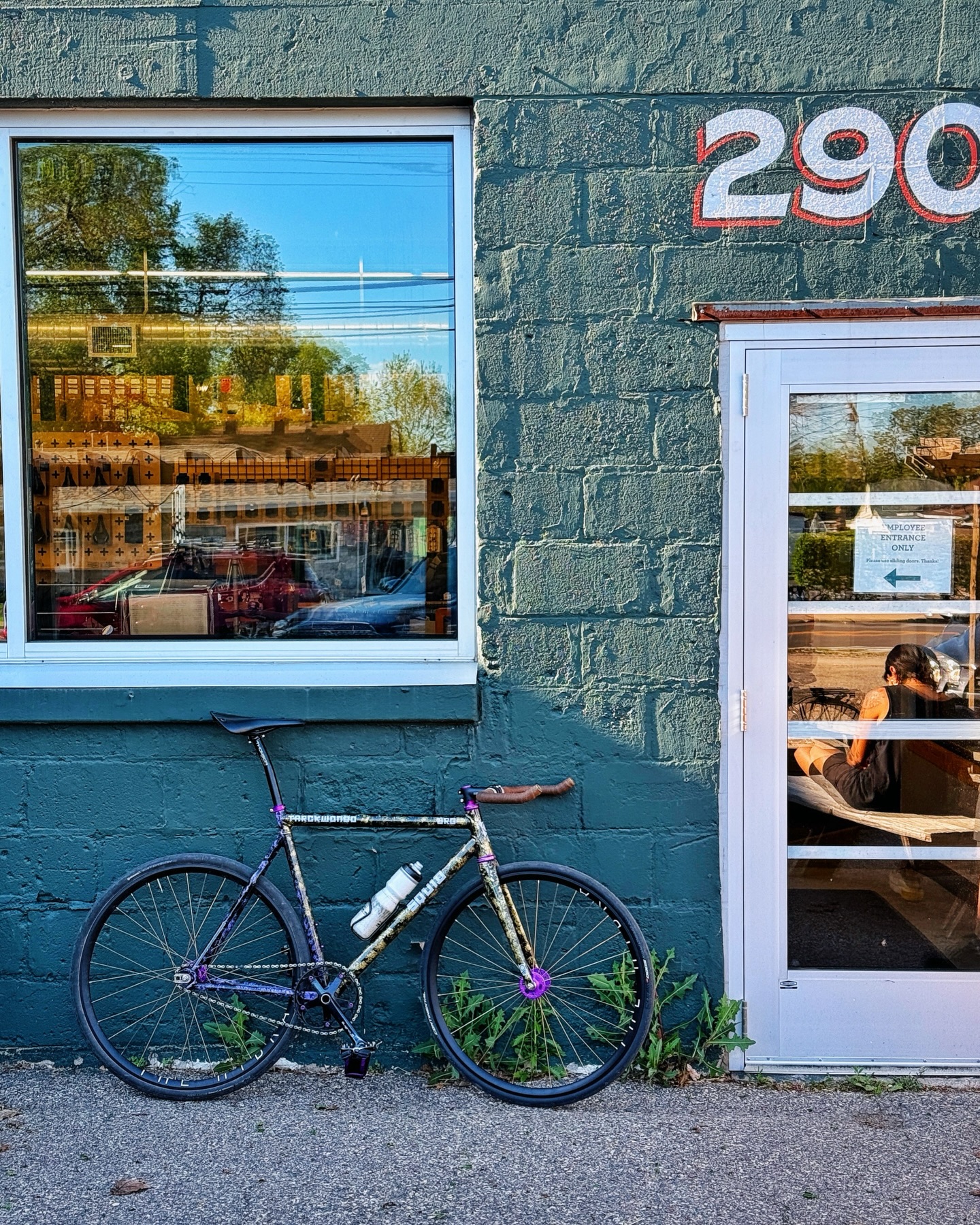 Image from @unsanctioned.rides