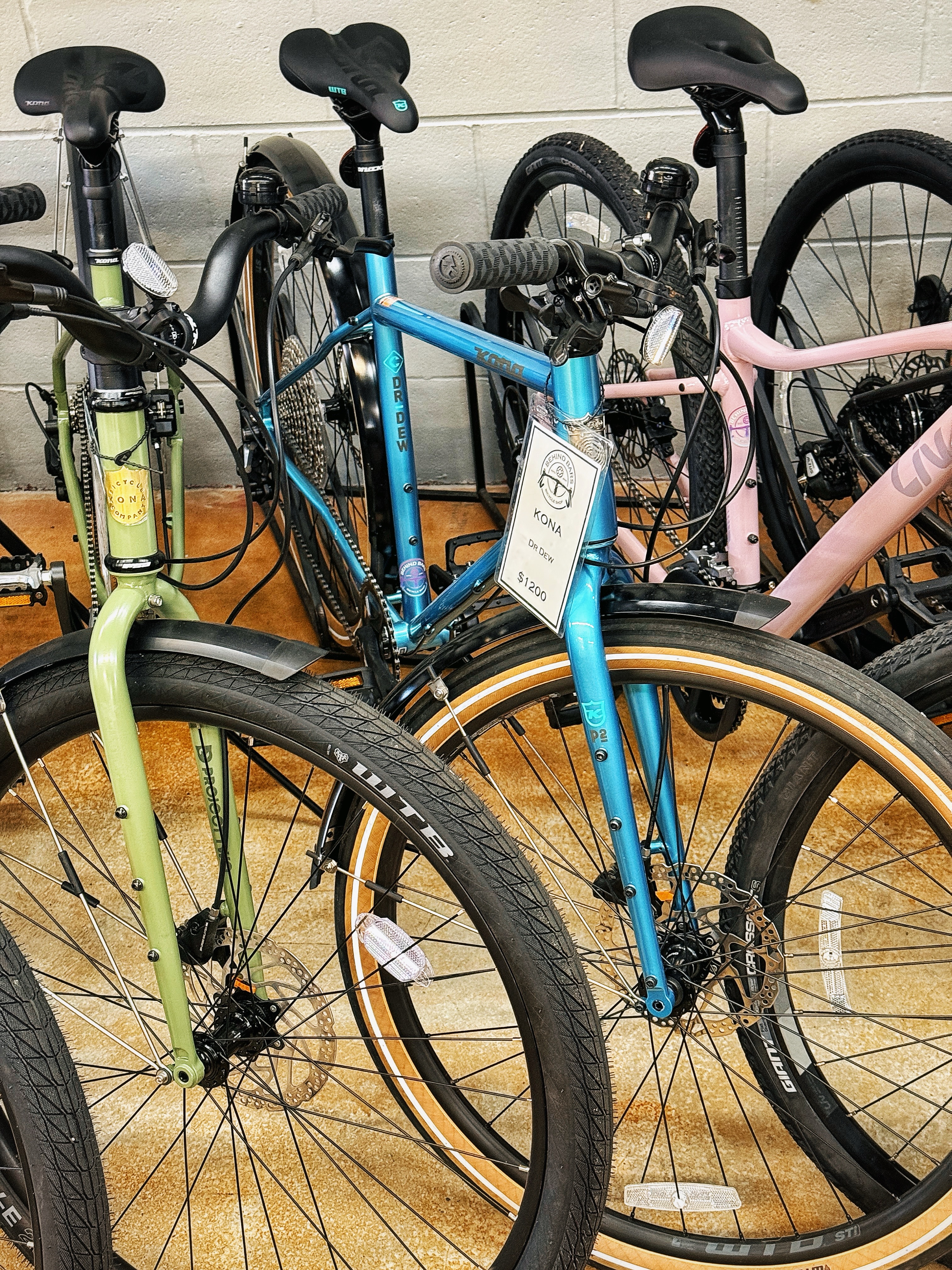 Image from @behindbarsbicycleshop