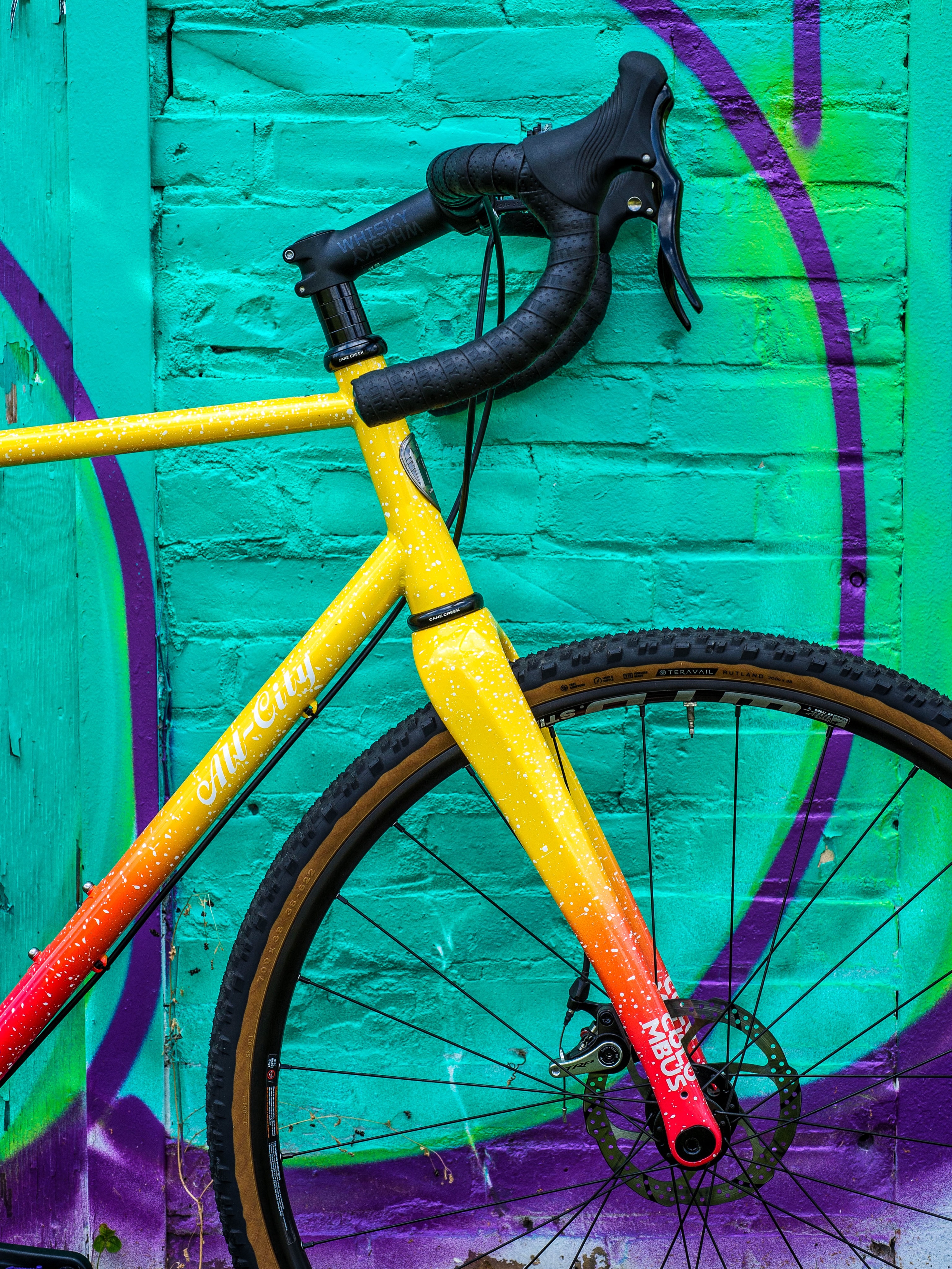 Image from @behindbarsbicycleshop