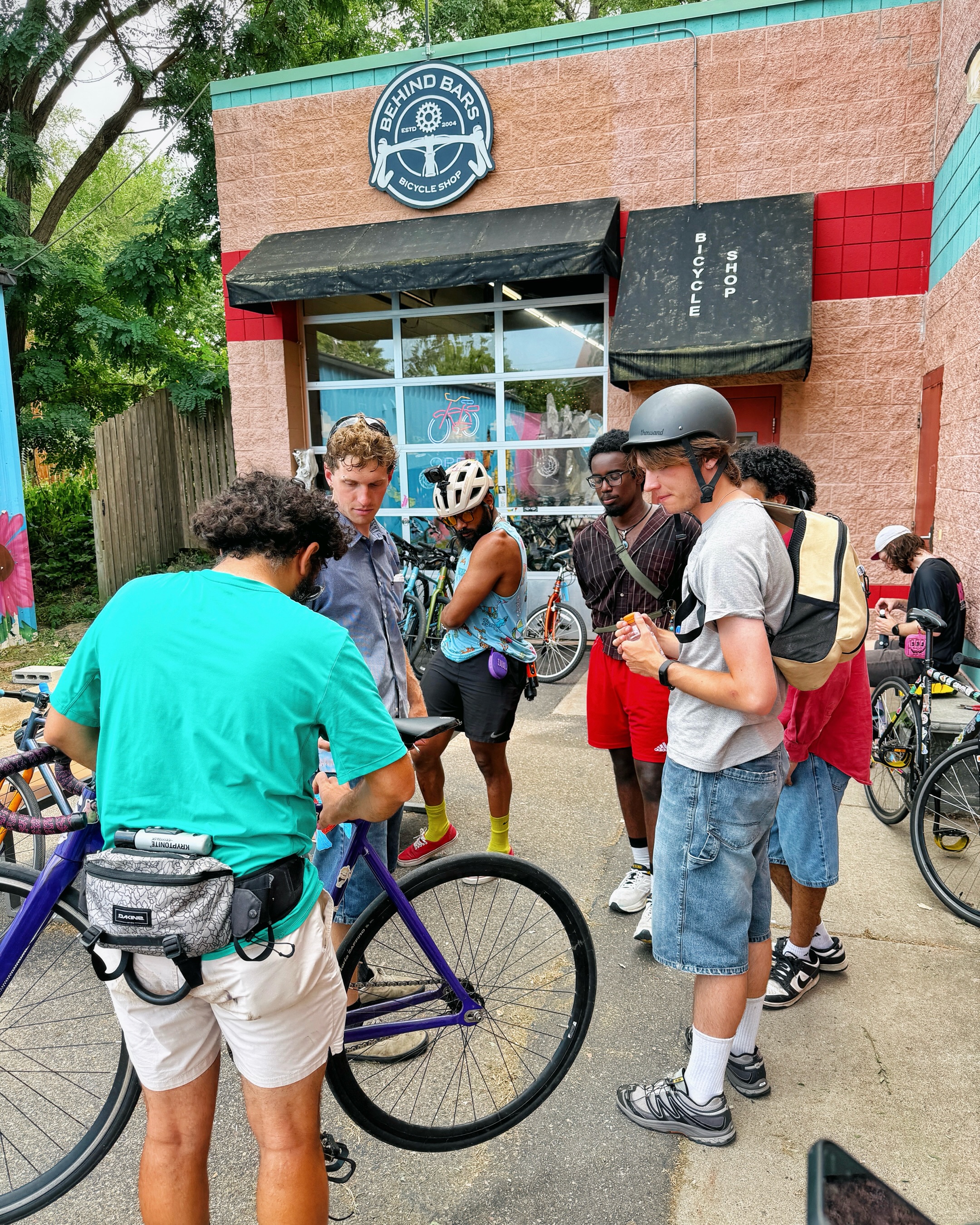 Image from @behindbarsbicycleshop
