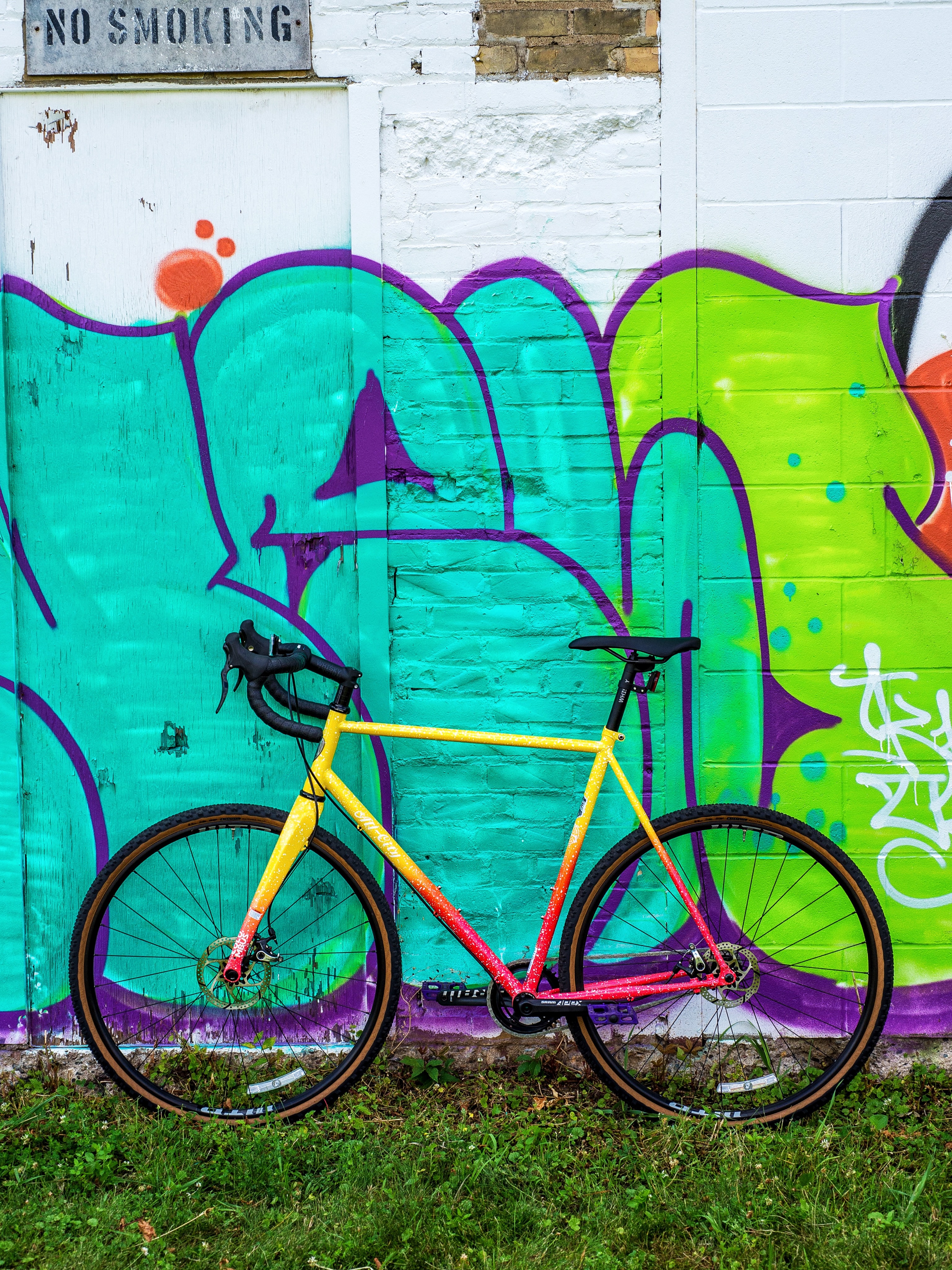 Image from @behindbarsbicycleshop