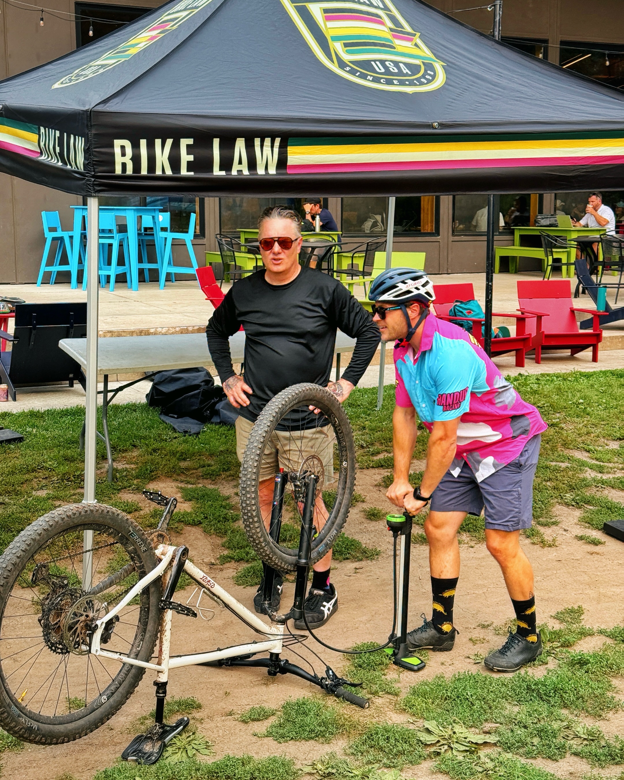 Image from @behindbarsbicycleshop