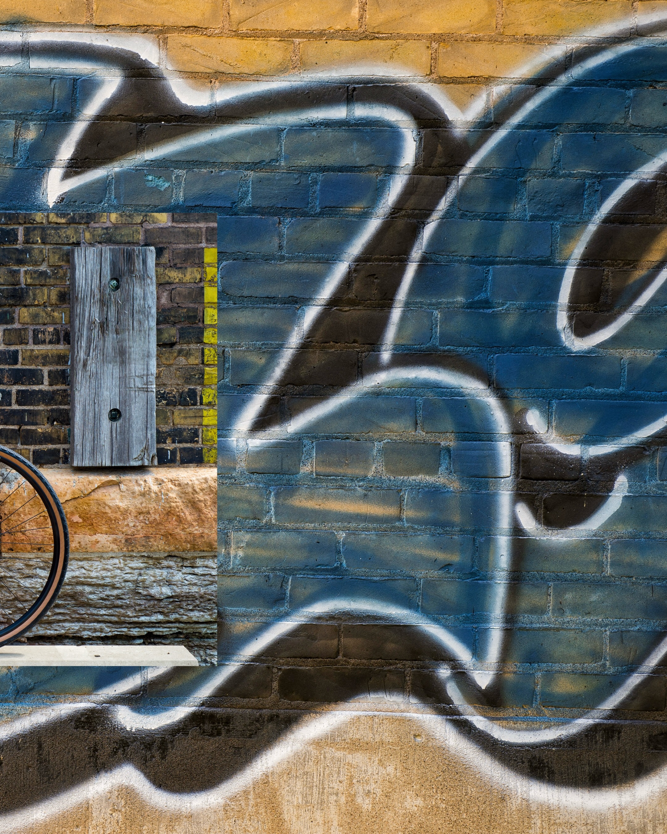 Image from @behindbarsbicycleshop