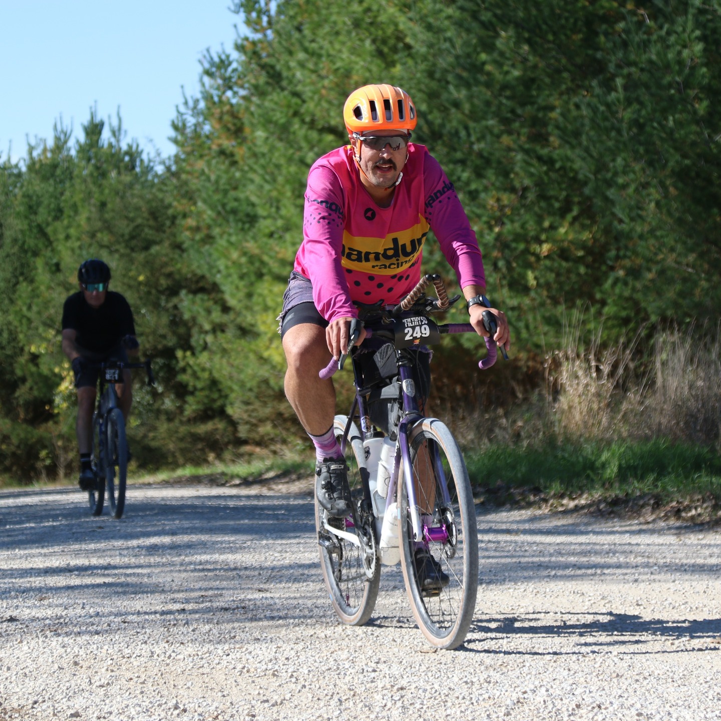 Image from @handupracing