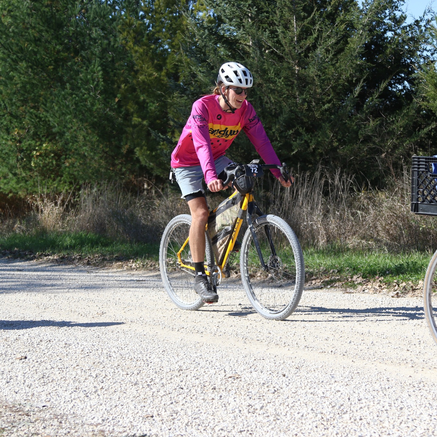 Image from @handupracing