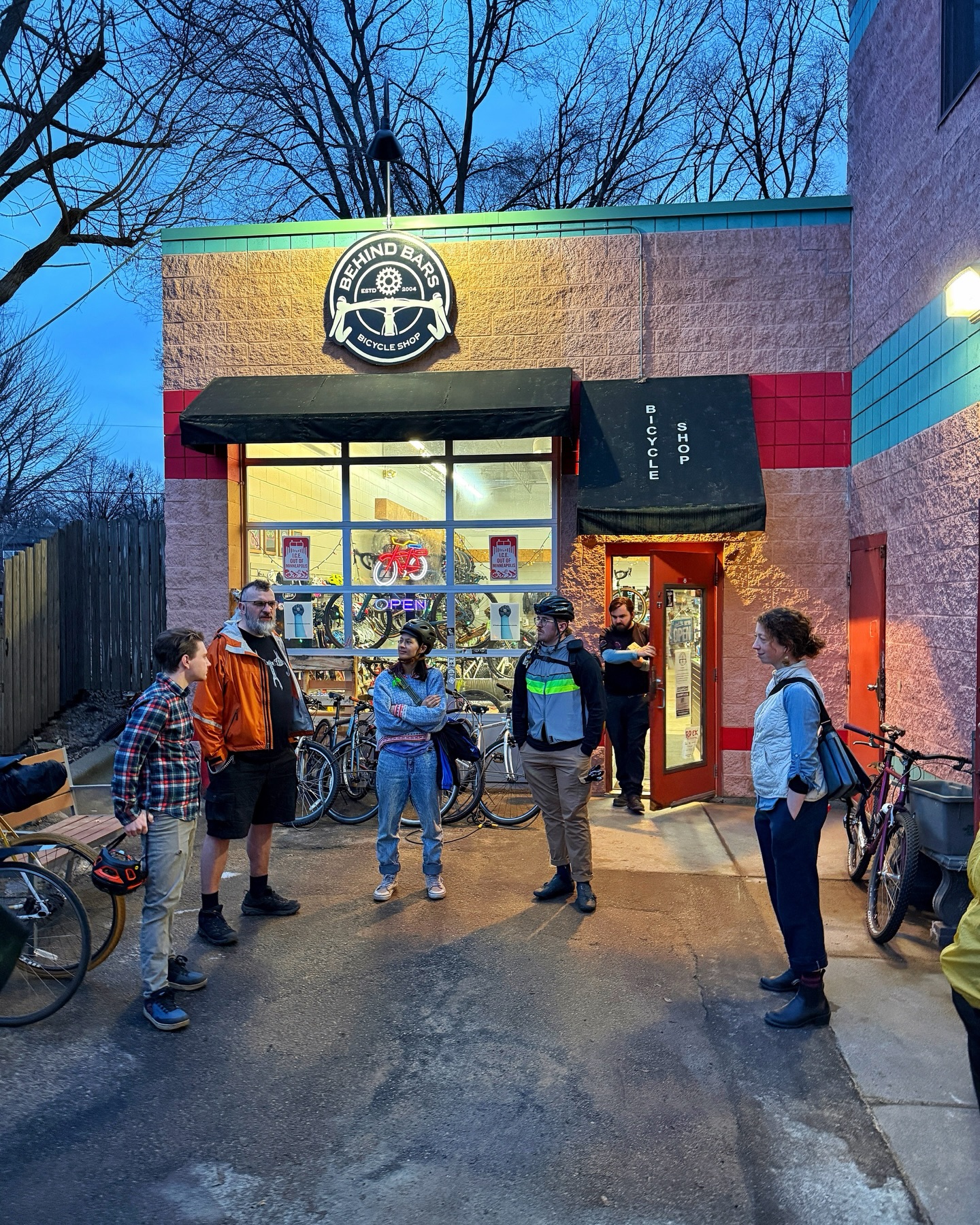 Image from @behindbarsbicycleshop