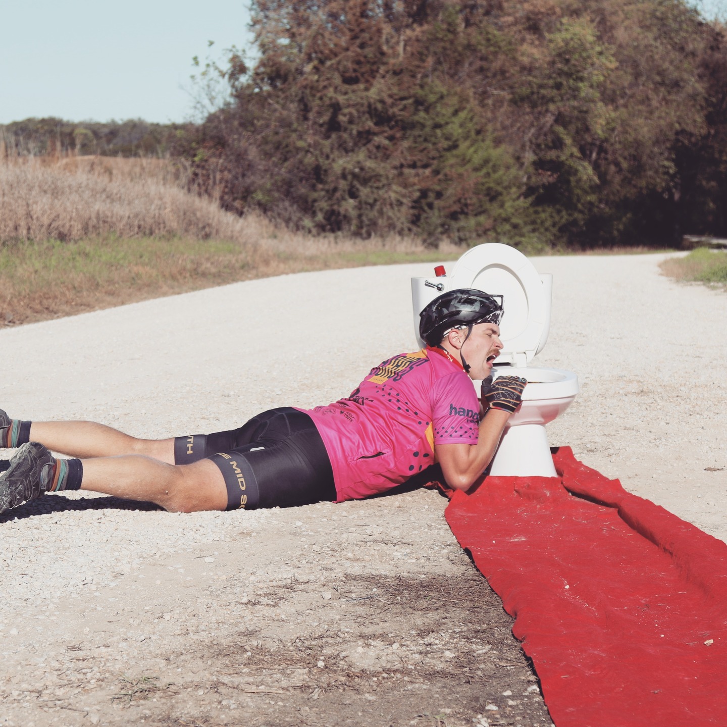 Image from @handupracing