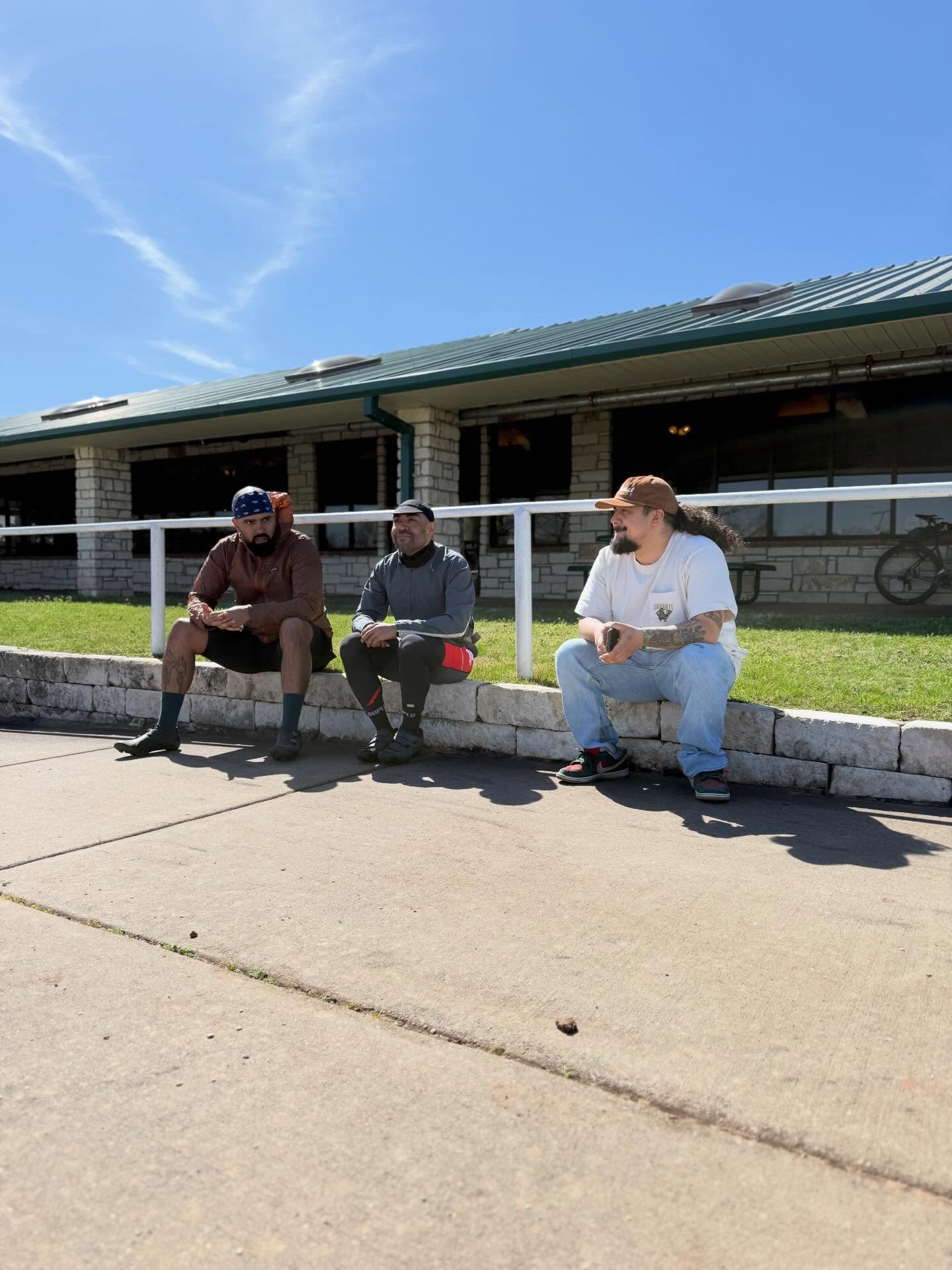 Image from @ez.bikeclub