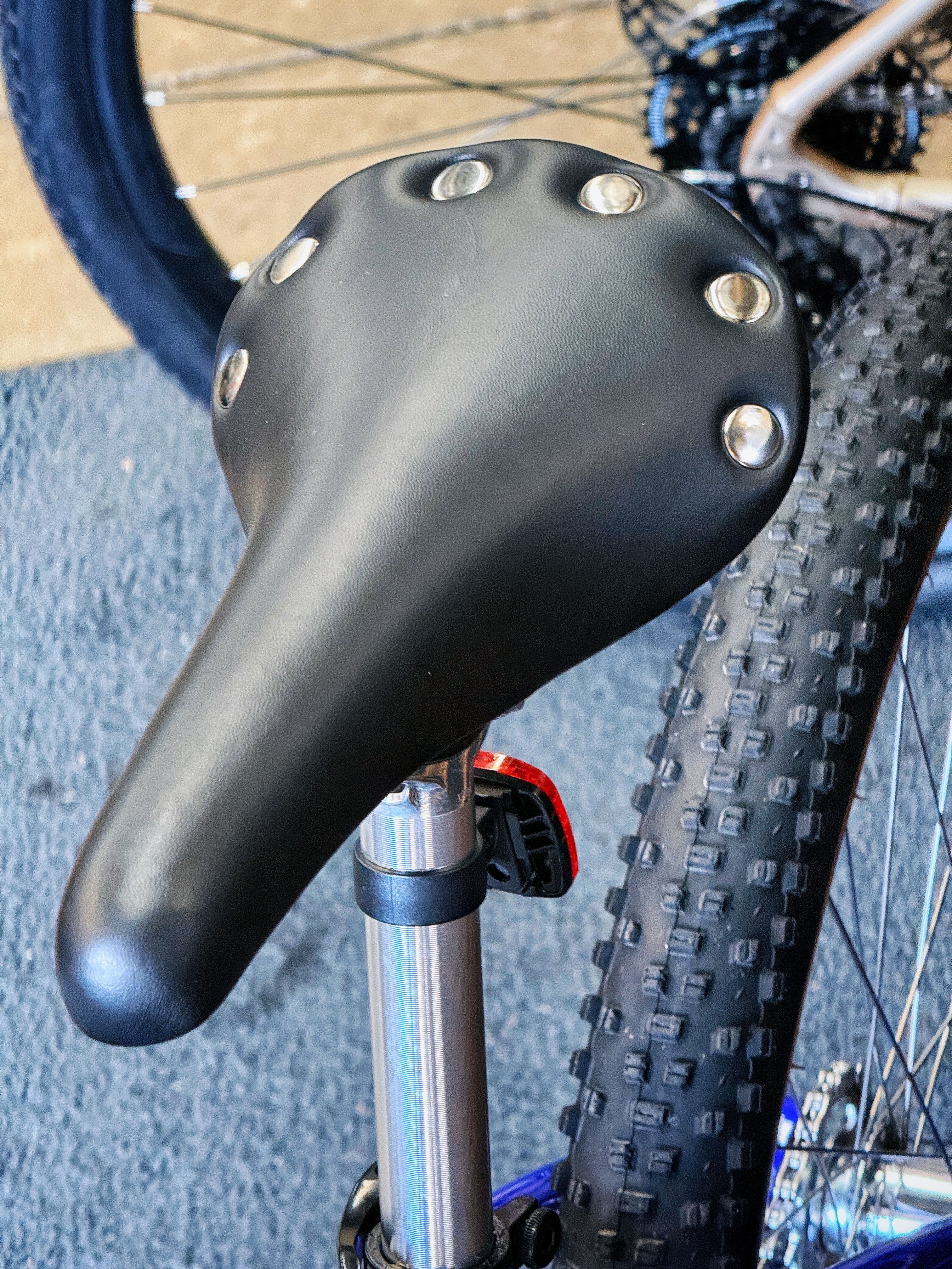 Image from @behindbarsbicycleshop