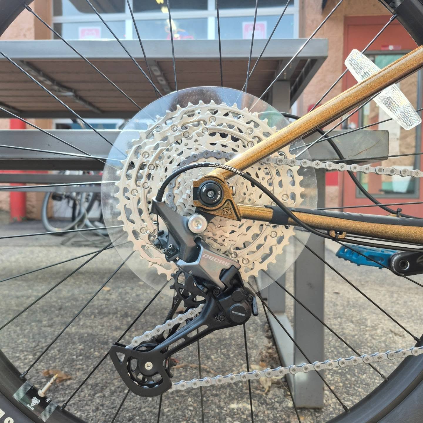 Image from @behindbarsbicycleshop