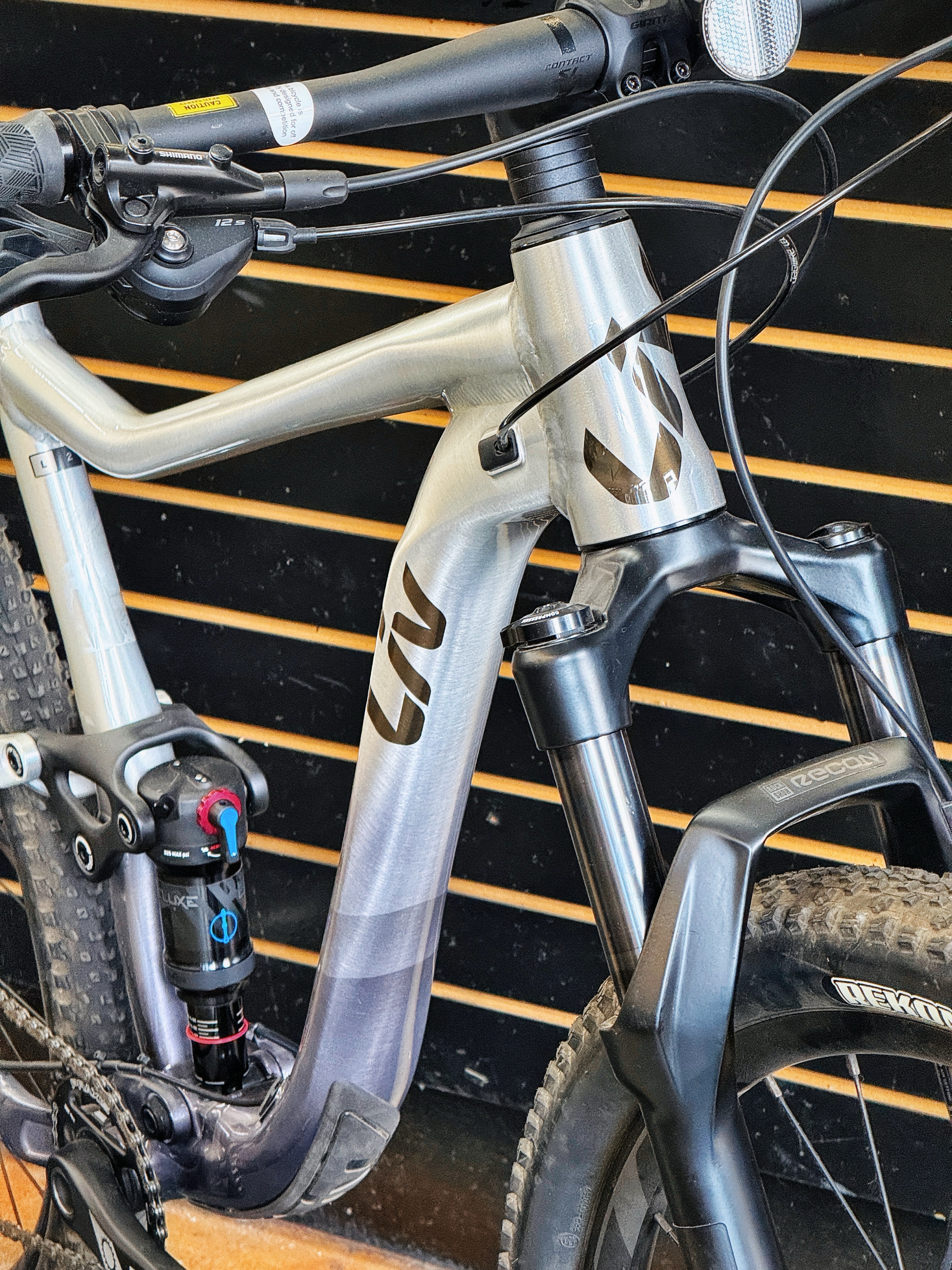 Image from @behindbarsbicycleshop