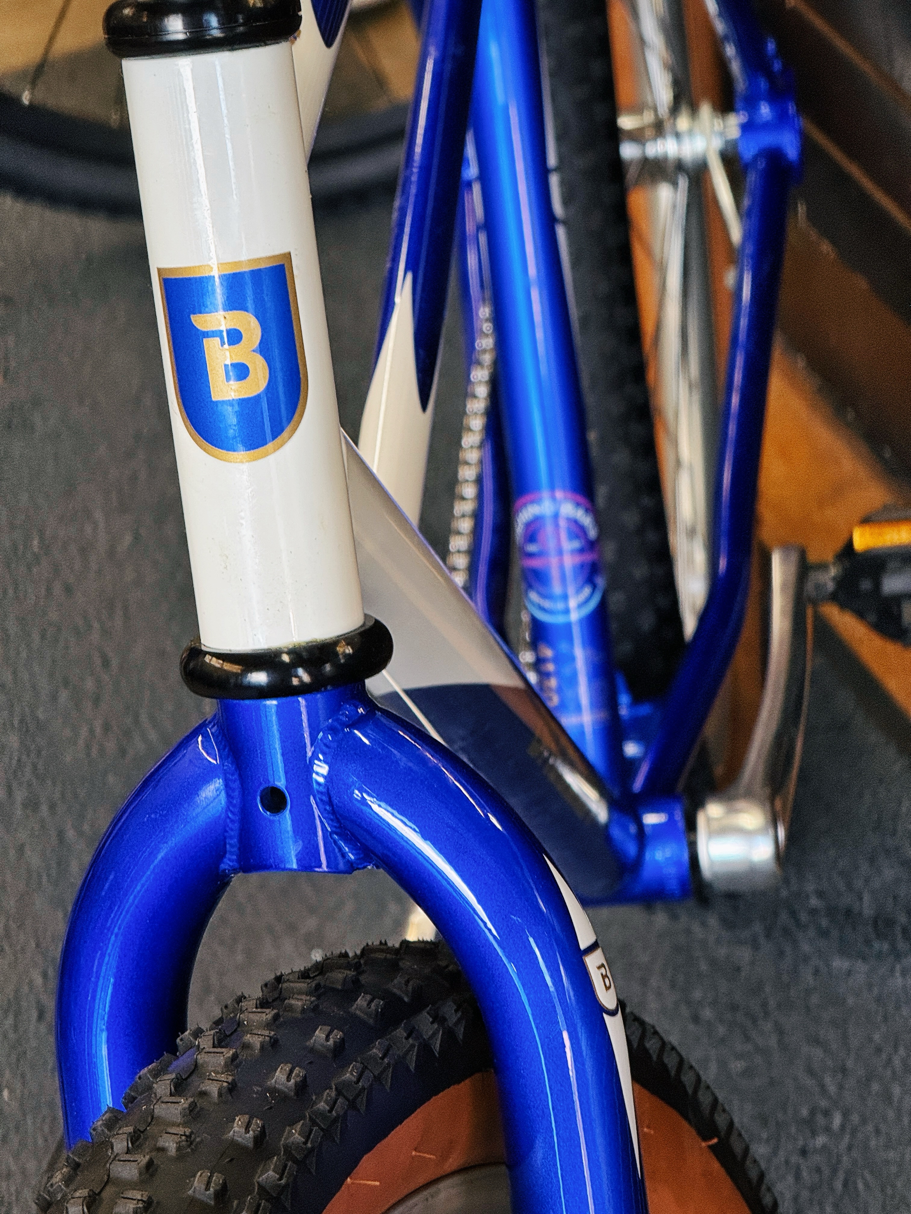 Image from @behindbarsbicycleshop