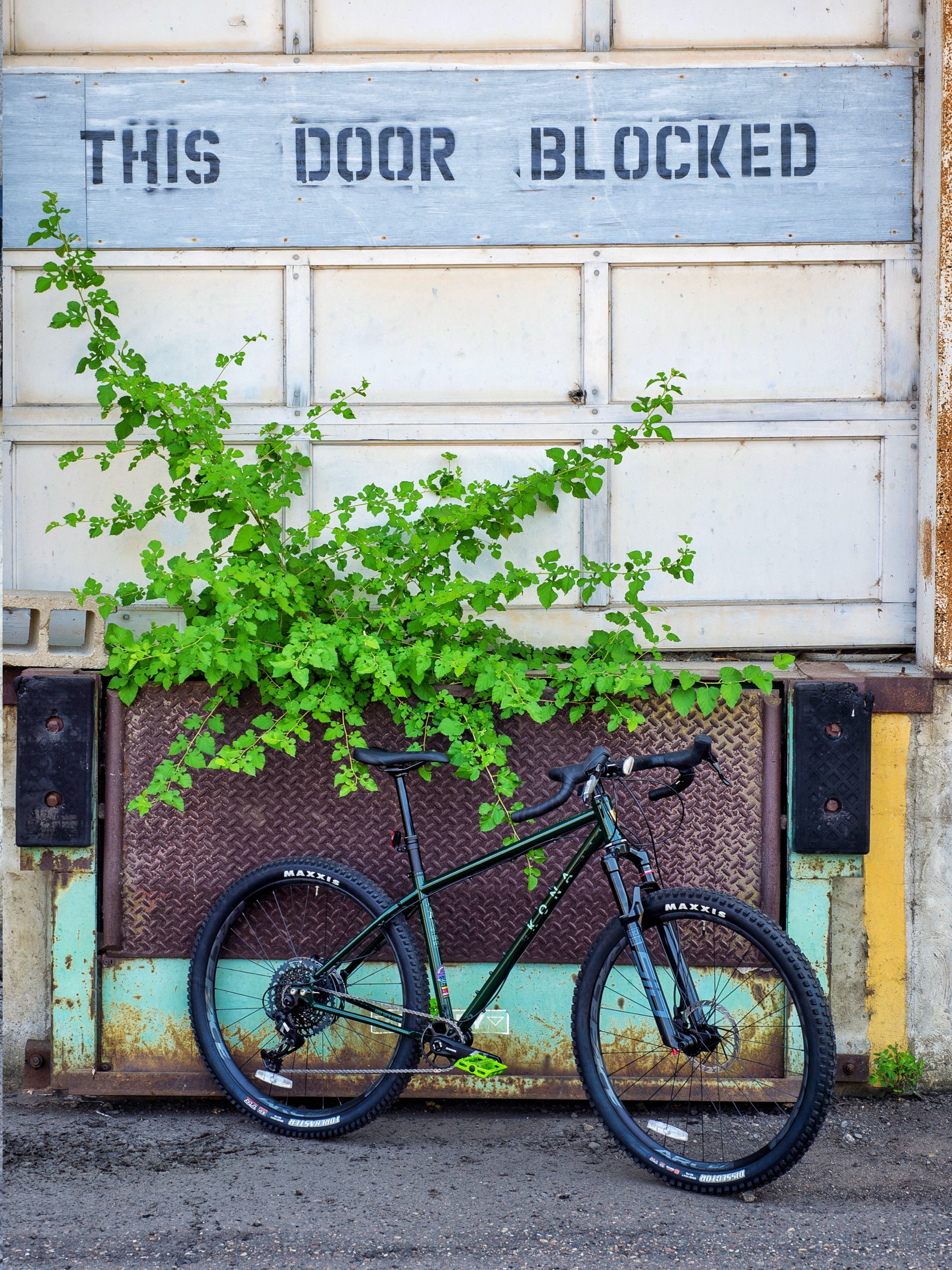 Image from @behindbarsbicycleshop