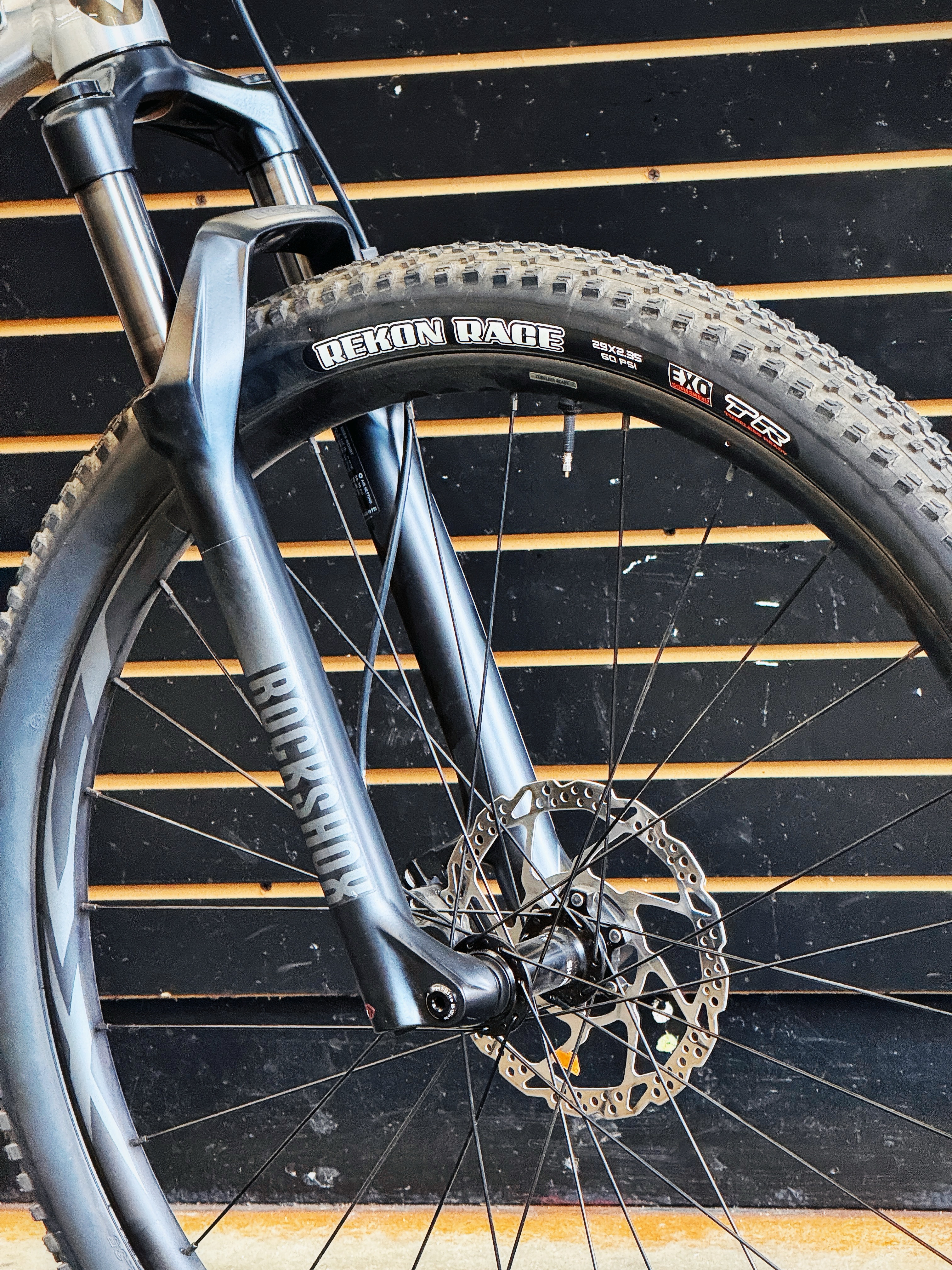 Image from @behindbarsbicycleshop