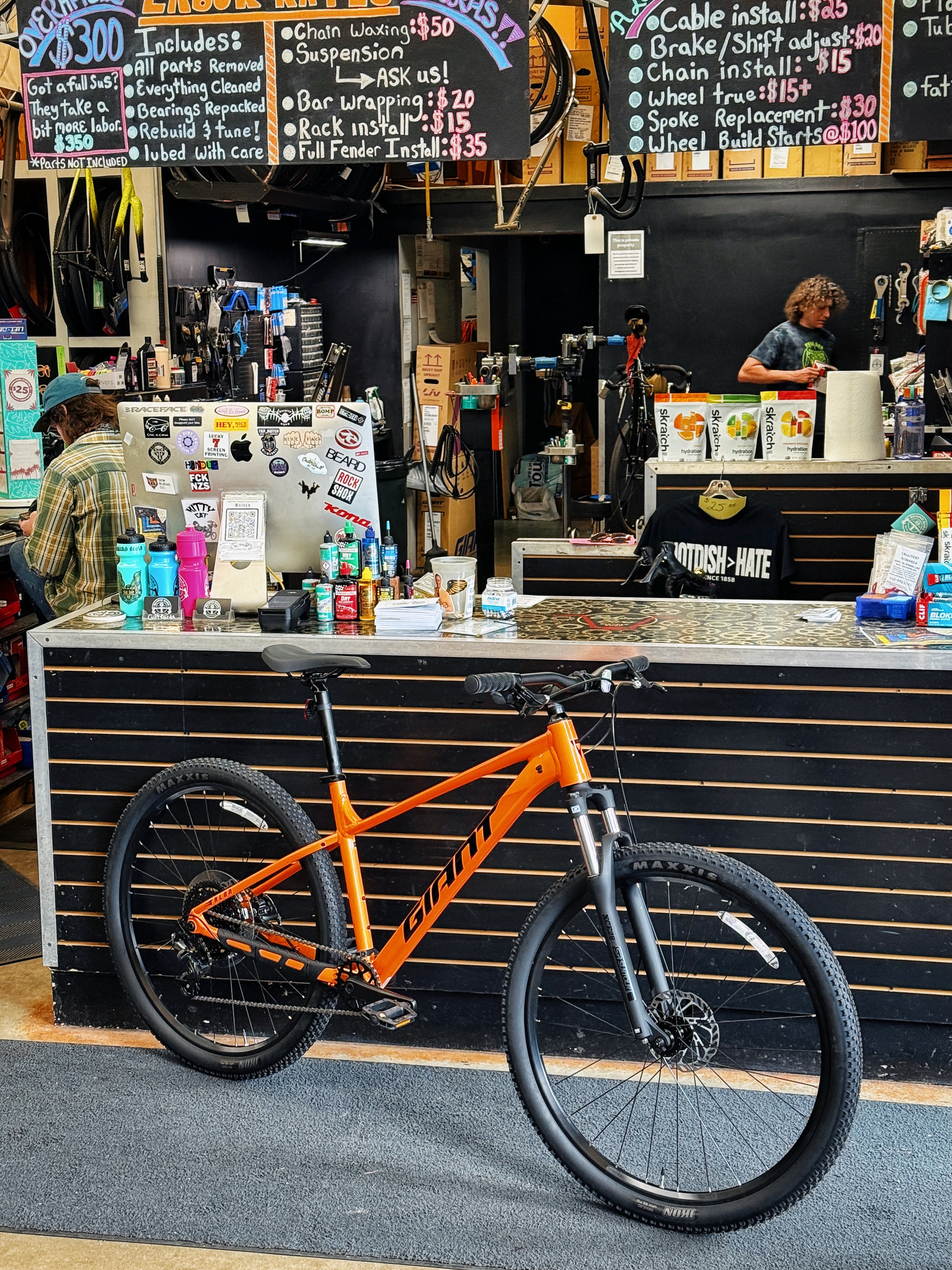 Image from @behindbarsbicycleshop