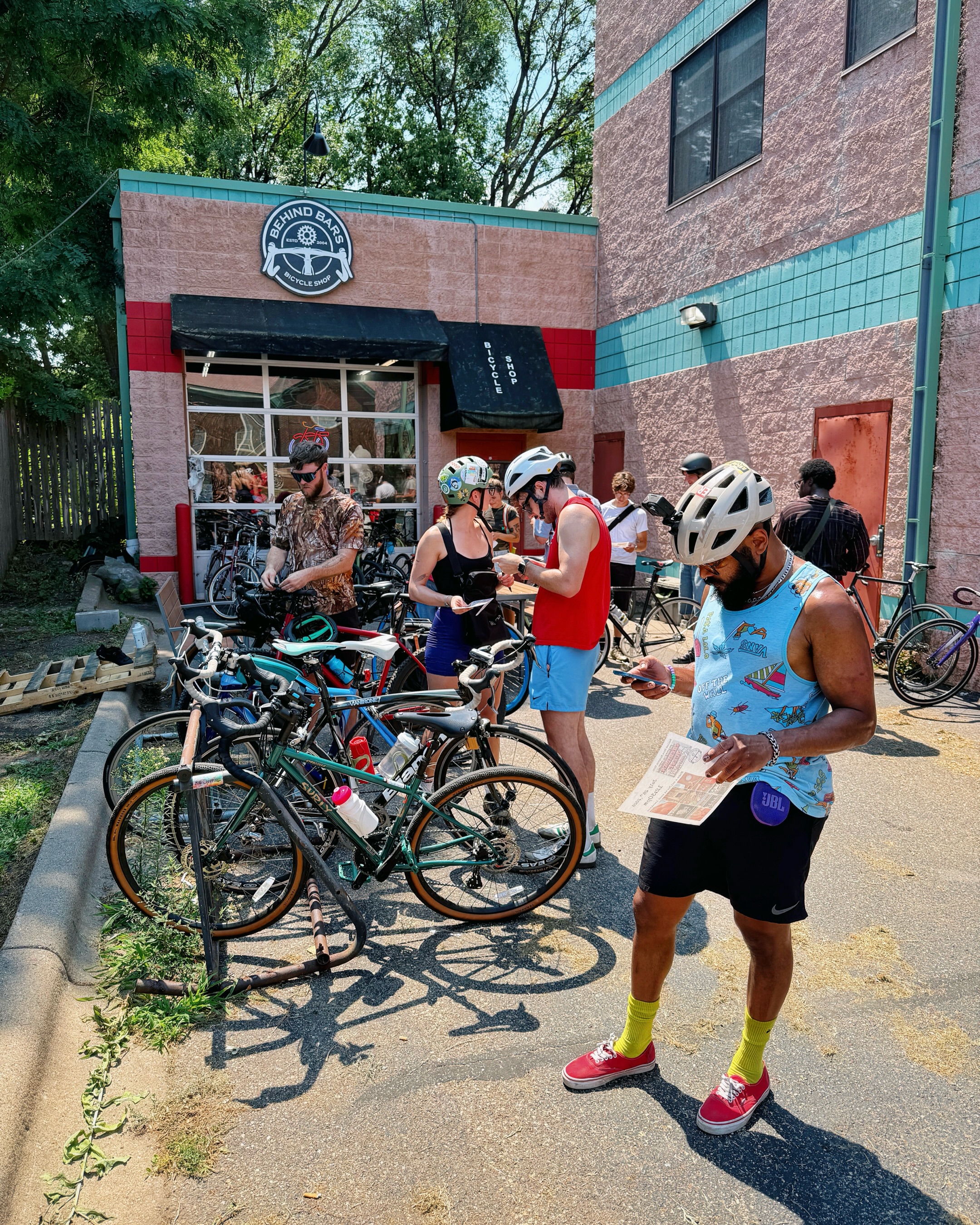 Image from @behindbarsbicycleshop