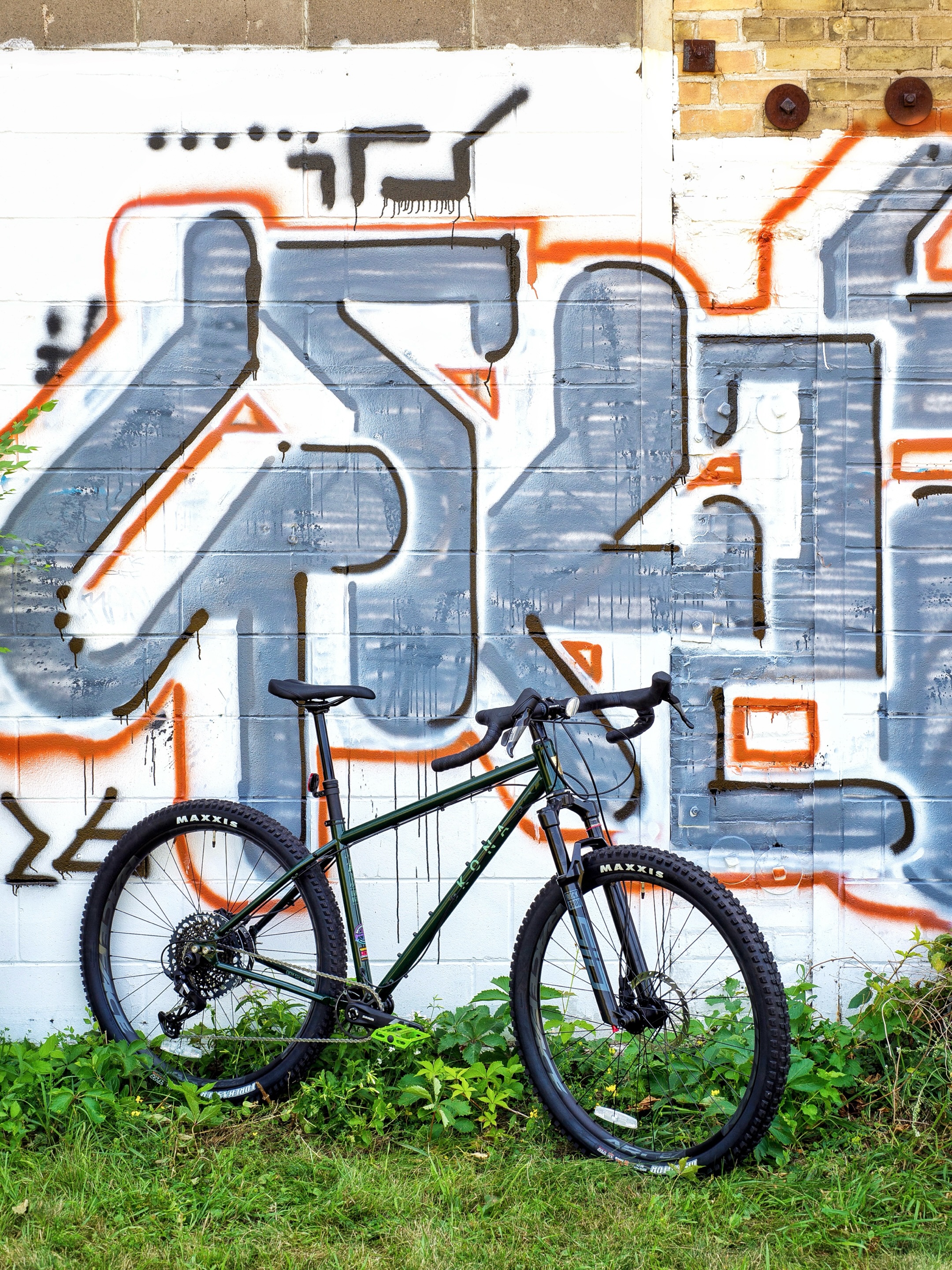 Image from @behindbarsbicycleshop