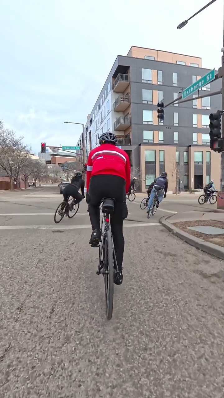 Image from @ez.bikeclub