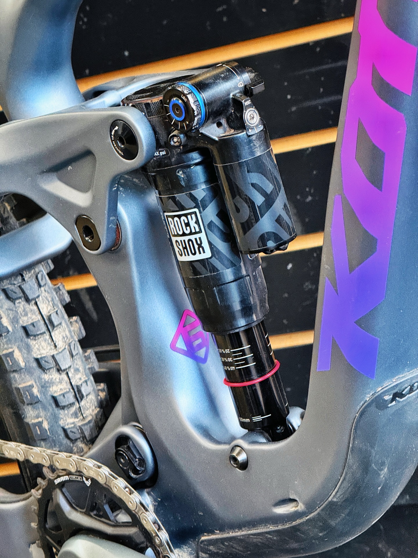 Image from @behindbarsbicycleshop