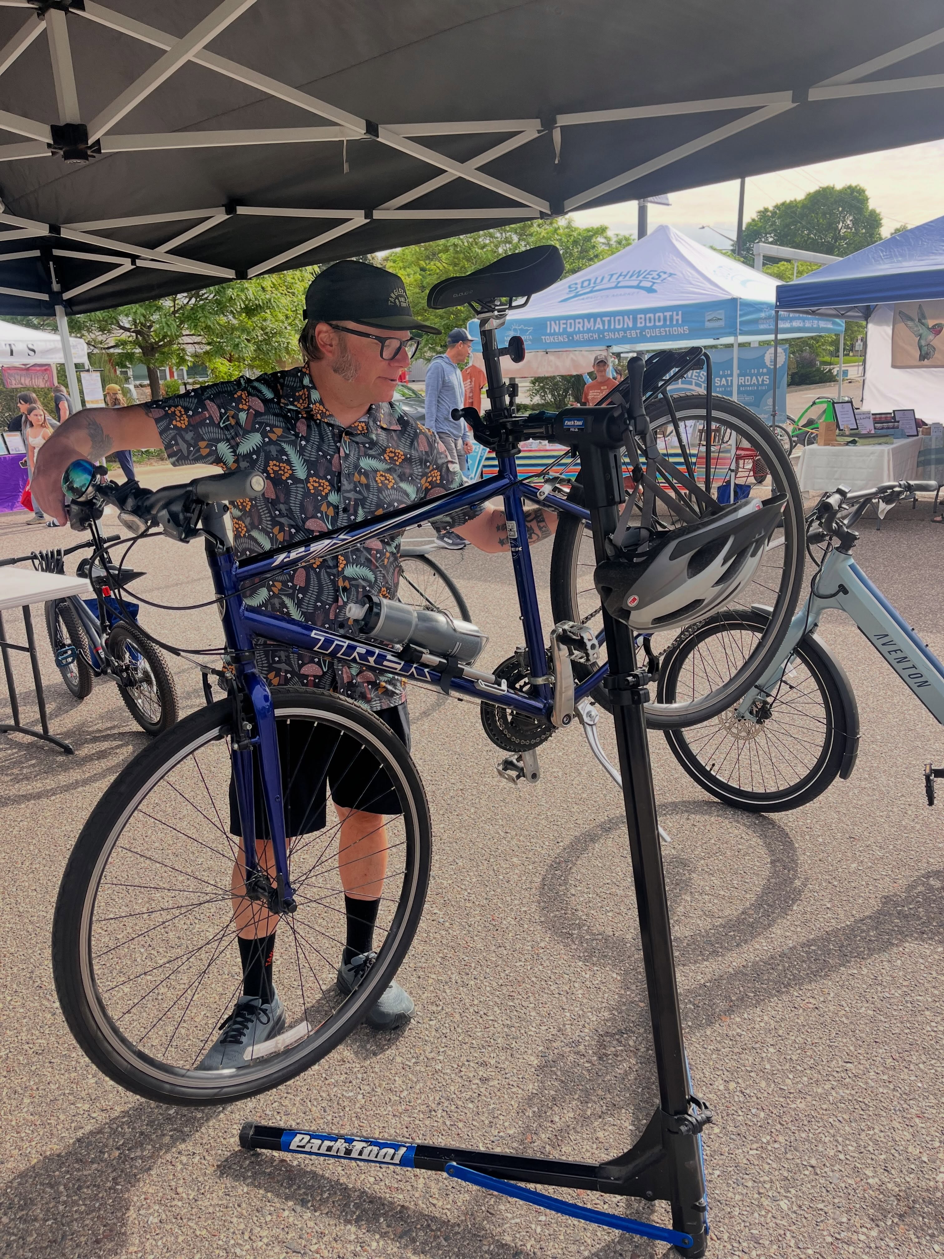 Image from @tangletownbike